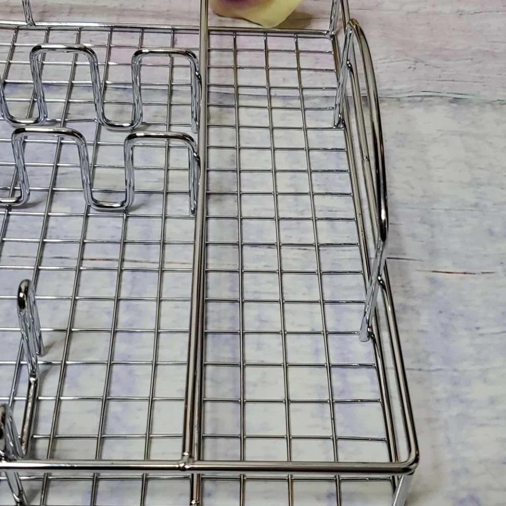 NWOT Oneida Silverware Drawer Organizer